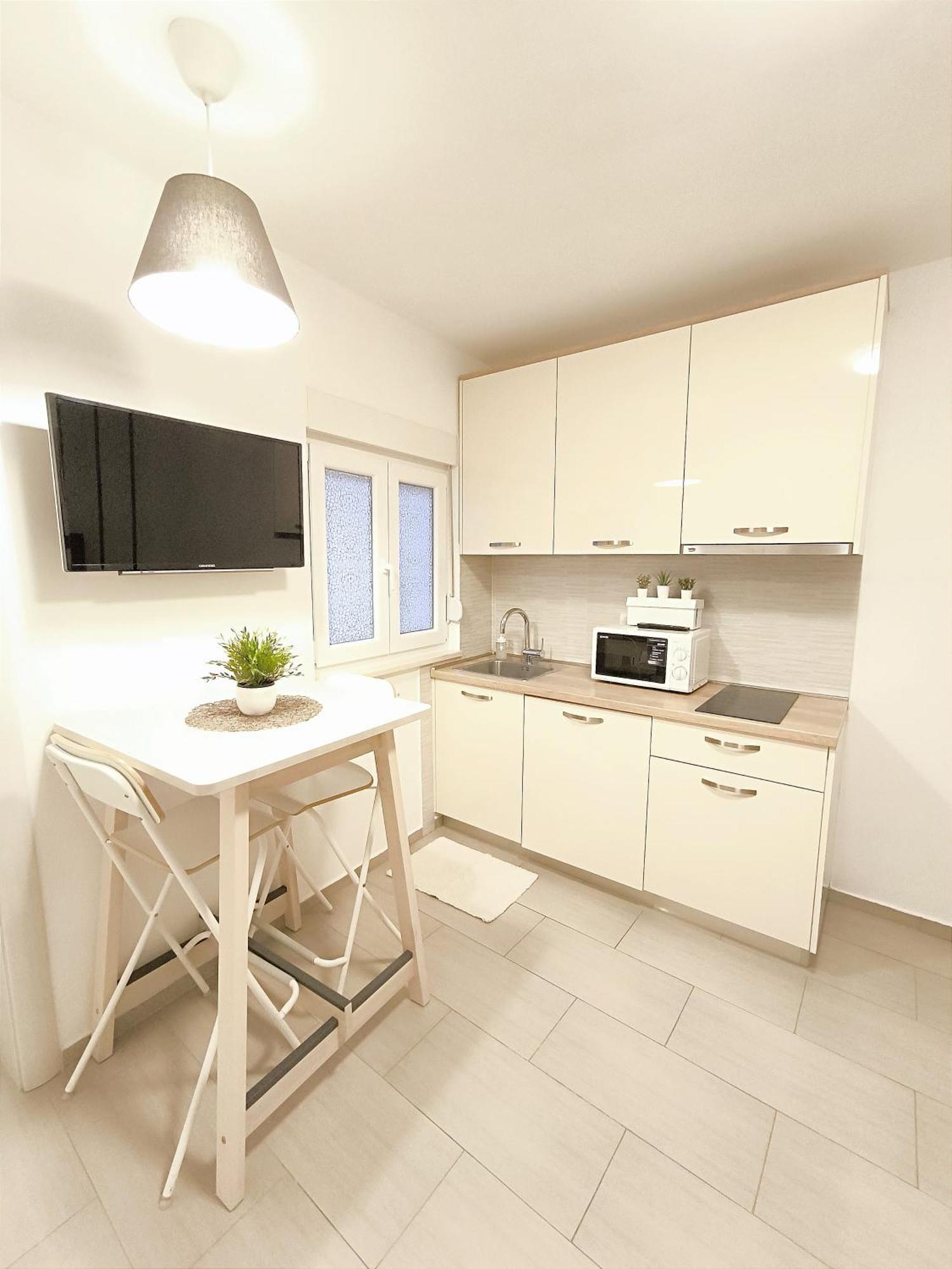 Central Apartment & Room Niko Split Zewnętrze zdjęcie