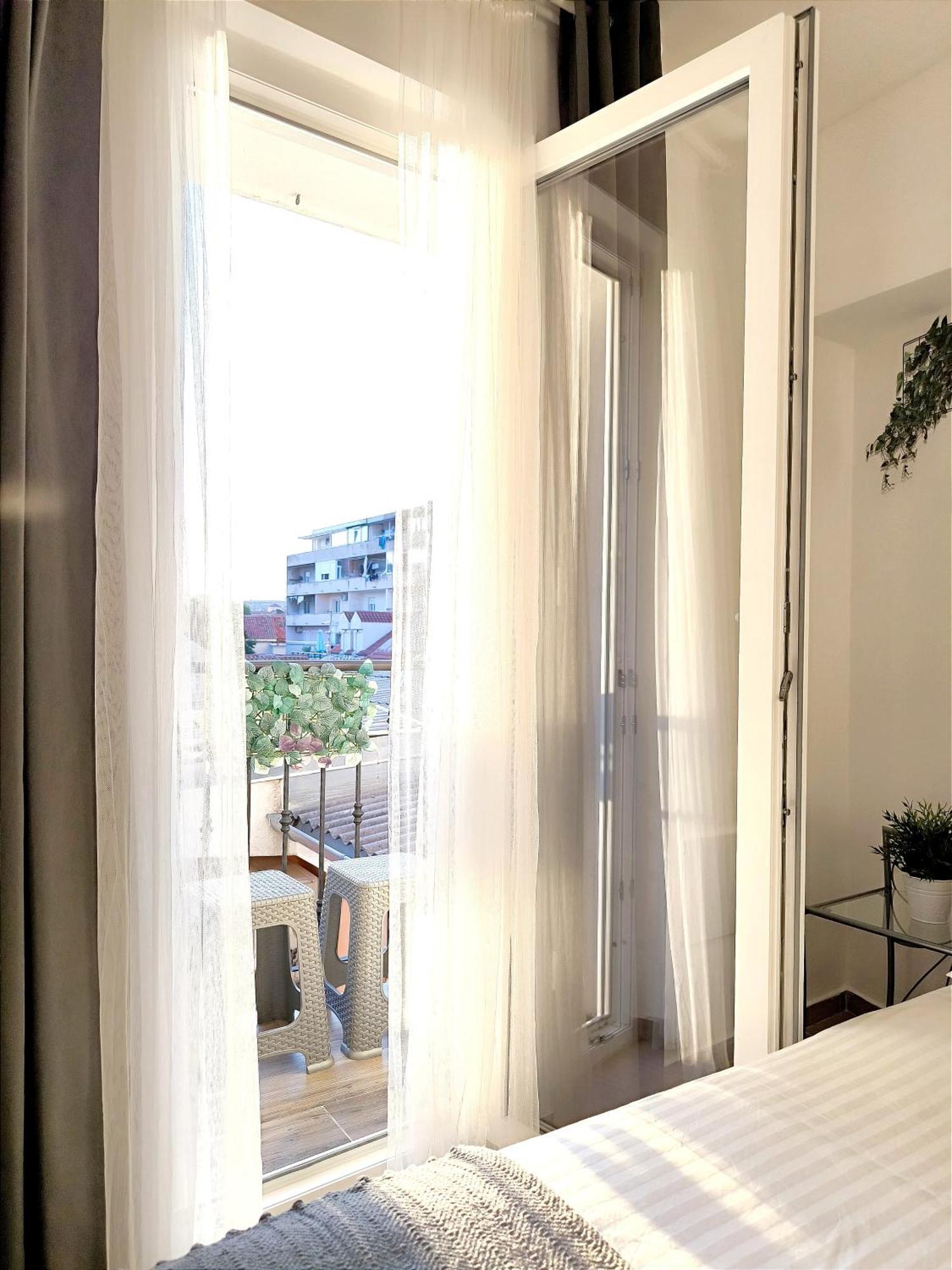 Central Apartment & Room Niko Split Zewnętrze zdjęcie
