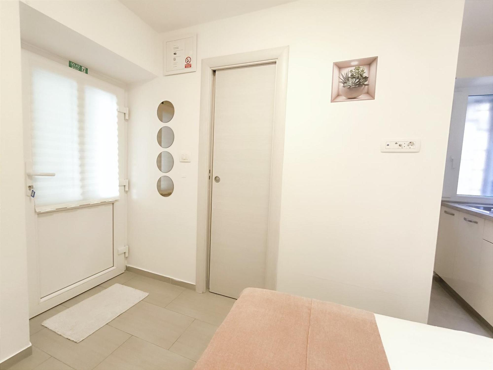 Central Apartment & Room Niko Split Zewnętrze zdjęcie